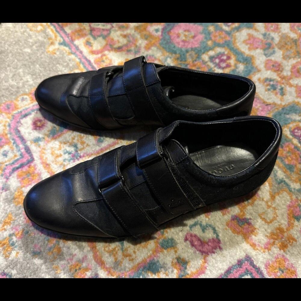 Gucci Hooked Strap Sneakers Shoes Size US 8.5 / 39 Black Leather GG Logo loafers